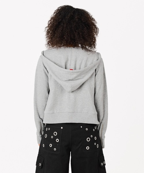 BEEDEN（ビーデン）の「DIAGONAL ZIP HOODIE（パーカー・レディース・レッド/グレー/ブラック・FREE）」の16枚目の写真