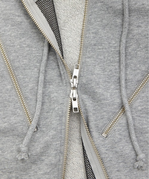 BEEDEN（ビーデン）の「DIAGONAL ZIP HOODIE（パーカー・レディース・レッド/グレー/ブラック・FREE）」の20枚目の写真