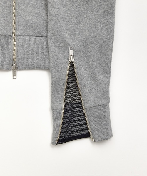 BEEDEN（ビーデン）の「DIAGONAL ZIP HOODIE（パーカー・レディース・レッド/グレー/ブラック・FREE）」の21枚目の写真