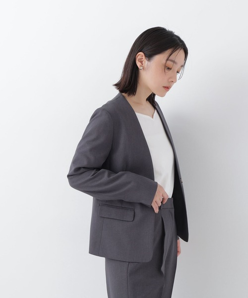 NATURAL BEAUTY BASIC(ナチュラルビューティーベーシック)の「【マシンウォッシャブル】パウダリ-ツイルセットアップ(ノーカラージャケット・レディース・ブラウン/チャコールグレー・LARGE/MEDIUM/SMALL)」の8枚目の写真