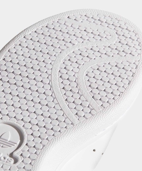 adidas（アディダス）の「スタンスミス [STAN SMITH]  アディダスオリジナルス / アディダスオリジナルス adidas Originals（スニーカー・メンズ・ホワイト・22.5cm/23.5cm/24.5cm/25.5cm/26.5cm/27.5cm/28.5cm/29.5cm/30.0cm/23.0cm/24.0cm/25.0cm/26.0cm/27.0cm/28.0cm/29.0cm/22.0cm/30.5cm）」の7枚目の写真