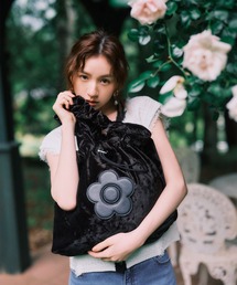 MARY QUANT（マリークワント）の「【MARY QUANT×VIS】フリルハンドルベロアトートバッグ（トートバッグ）」