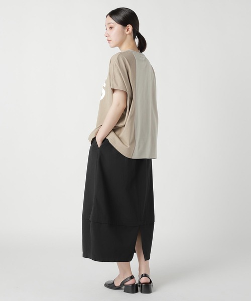 ZUCCa(ズッカ)の「(S)BICOLOR LOGO T(Tシャツ/カットソー・レディース・ブラック/ホワイト/ベージュ・M size)」の12枚目の写真