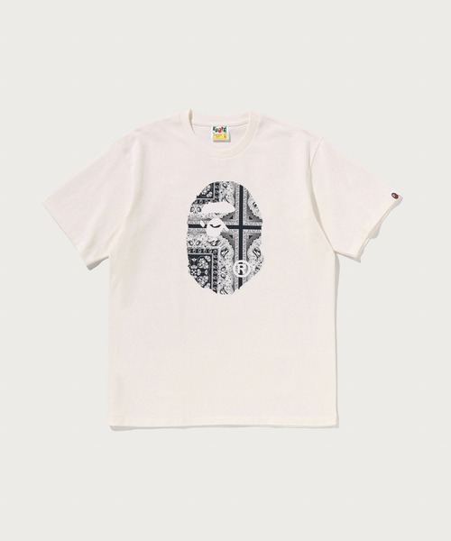 A BATHING APE（アベイシングエイプ）の「PAISLEY PATTERN APE HEAD TEE（Tシャツ/カットソー・メンズ・ネイビー/アイボリー・LARGE/MEDIUM/X-LARGE/XXX-LARGE/XX-LARGE/SMALL）」の2枚目の写真