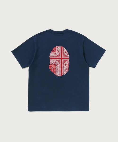 A BATHING APE（アベイシングエイプ）の「PAISLEY PATTERN APE HEAD TEE（Tシャツ/カットソー・メンズ・ネイビー/アイボリー・LARGE/MEDIUM/X-LARGE/XXX-LARGE/XX-LARGE/SMALL）」の4枚目の写真
