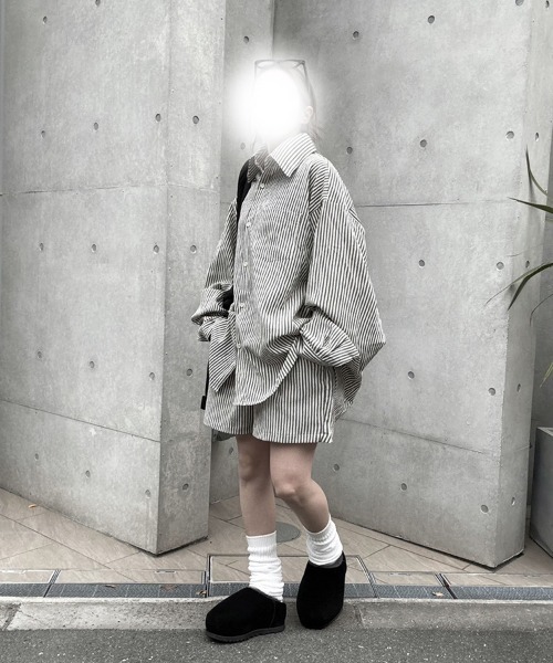 YACA(ヤーカ)の「Striped Shirt Setup/ストライプシャツセットアップ(シャツ/ブラウス・レディース・ブラック・FREE)」の13枚目の写真