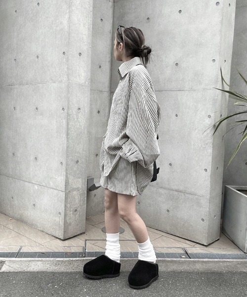 YACA(ヤーカ)の「Striped Shirt Setup/ストライプシャツセットアップ(シャツ/ブラウス・レディース・ブラック・FREE)」の15枚目の写真