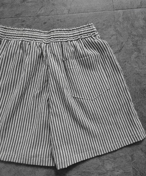 YACA(ヤーカ)の「Striped Shirt Setup/ストライプシャツセットアップ(シャツ/ブラウス・レディース・ブラック・FREE)」の2枚目の写真