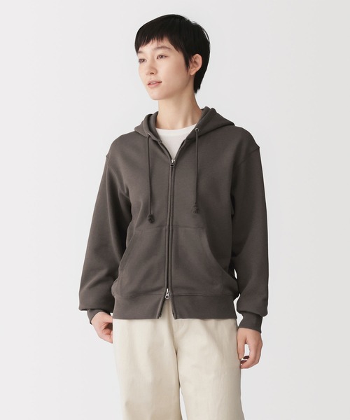 無印良品(ムジルシリョウヒン)の「婦人 裏毛スウェットフルジップパーカ(パーカー・レディース・チャコールグレー/ブラック/グレー/オフホワイト・S/M/L/XL/XS/XXL)」の3枚目の写真