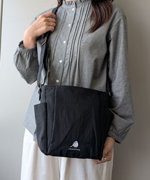 シマエナガ　Wショルダーバッグ