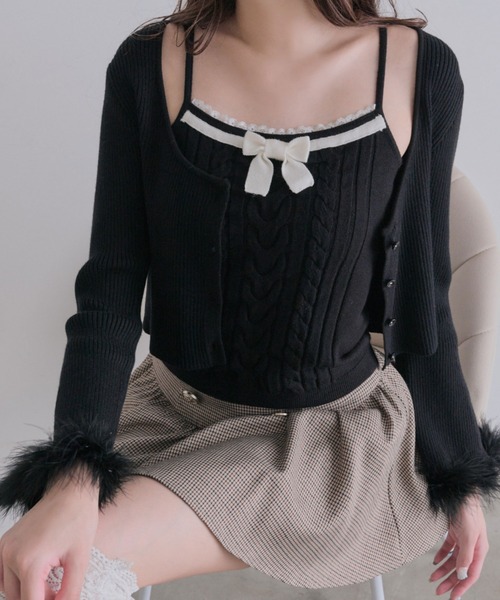 OLIVE des OLIVE(オリーブデオリーブ)の「袖ファーカーディガンアンサンブル(アンサンブル・レディース・ボルドー/ピンク/オフホワイト/ブラック・FREE)」の12枚目の写真