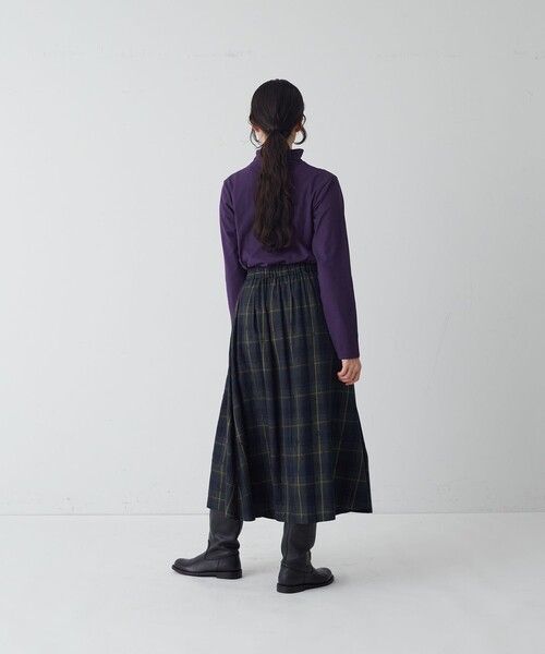 conges payes ADIEU TRISTESSE(コンジェ ペイエ アデュートリステス)の「フロッキープリントチェックスカート(スカート・レディース・グリーン系その他/ブラック系その他・38)」の6枚目の写真