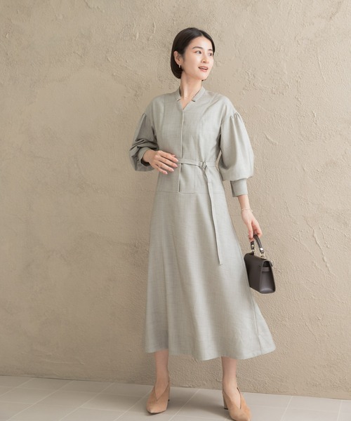 URBAN RESEARCH ROSSO WOMEN（アーバンリサーチ　ロッソ）の「ボリュームスリーブウエストマークワンピース（ワンピース・レディース・ネイビー/モカ/ライトベージュ・36/38）」の15枚目の写真