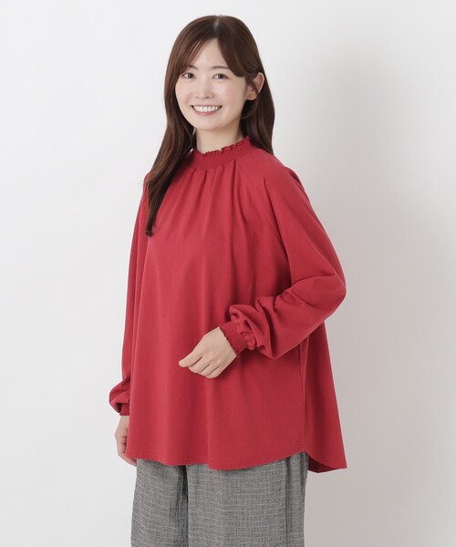 one'sterrace(ワンズテラス)の「コットンシャーリング 長袖ラグランプルオーバー(Tシャツ/カットソー・レディース・ブラック系8/レッド系9/ダークブラウン系8・02)」の3枚目の写真