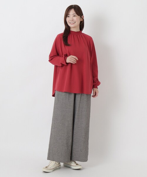 one'sterrace(ワンズテラス)の「コットンシャーリング 長袖ラグランプルオーバー(Tシャツ/カットソー・レディース・ブラック系8/レッド系9/ダークブラウン系8・02)」の16枚目の写真