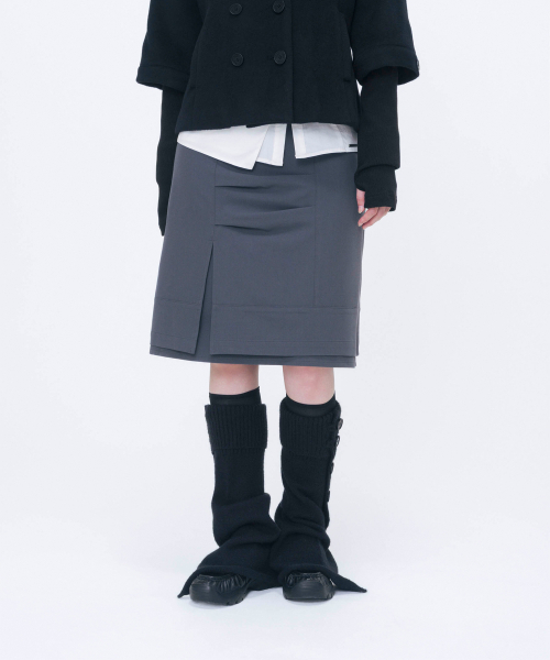 Miseki SEOUL(ミセキソウル)の「Layered panel pleats midi skirt CHARCOAL(スカート・レディース・その他・1/2)」の1枚目の写真