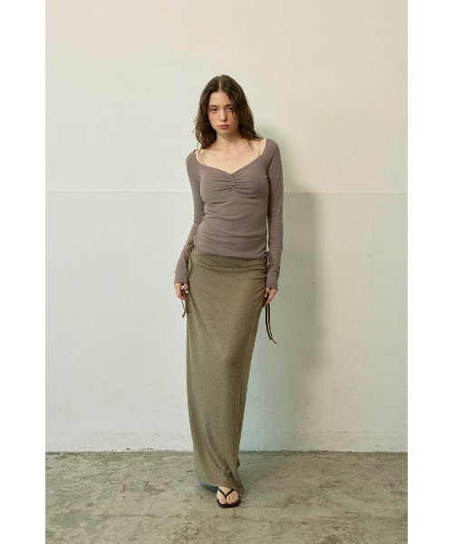 ALEXIA STAM（アリシアスタン）の「Gathered Off-Shoulder Top /オフショルギャザートップス（Tシャツ/カットソー・レディース・ブラウン/チャコールグレー/ホワイト・M/S/L）」の14枚目の写真