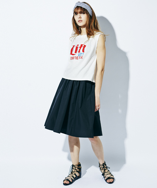 E hyphen world gallery（イーハイフンワールドギャラリー）の「T/C ブロードギャザースカート（スカート・レディース・オフホワイト/ブラック/グレイッシュベージュ/カーキ・FREE）」の3枚目の写真