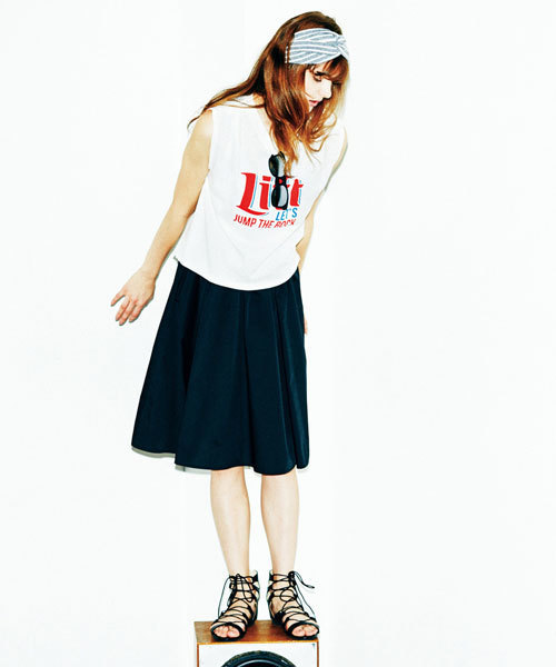 E hyphen world gallery（イーハイフンワールドギャラリー）の「T/C ブロードギャザースカート（スカート・レディース・オフホワイト/ブラック/グレイッシュベージュ/カーキ・FREE）」の7枚目の写真