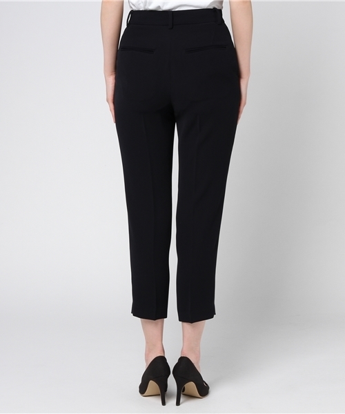 FONCE(フォンセ)の「ノータックテーパードパンツ(その他パンツ・レディース・ダークネイビー/ベージュ/コーラル・34/38/36)」の6枚目の写真