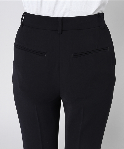 FONCE(フォンセ)の「ノータックテーパードパンツ(その他パンツ・レディース・ダークネイビー/ベージュ/コーラル・34/38/36)」の10枚目の写真