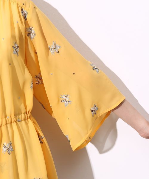 ROPE' PICNIC（ロペピクニック）の「フラワークロスステッチ刺繍ガウン（ワンピース・レディース・ブラック/イエロー/ホワイト・38）」の11枚目の写真