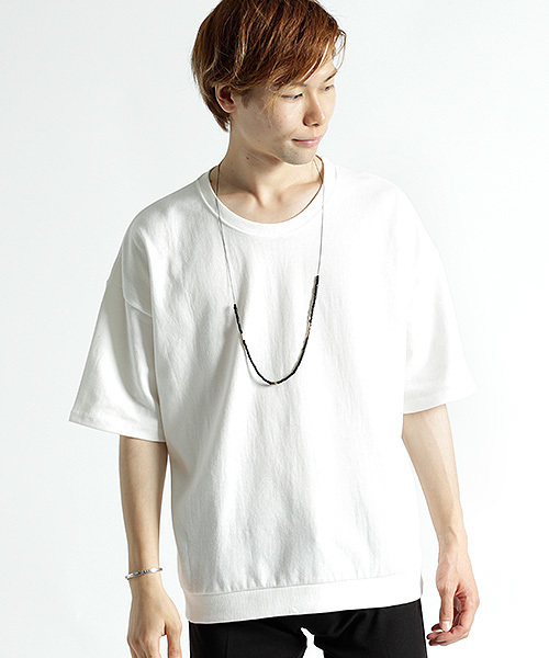 MONO-MART（モノマート）の「ドロップショルダーカラーリングスウェット/ライトオンス(1/2スリーブ)（スウェット・メンズ・チャコール/ベージュ/グレー/ホワイト/ダークネイビー/ピンク/ブラック/カーキ・FREE）」の2枚目の写真