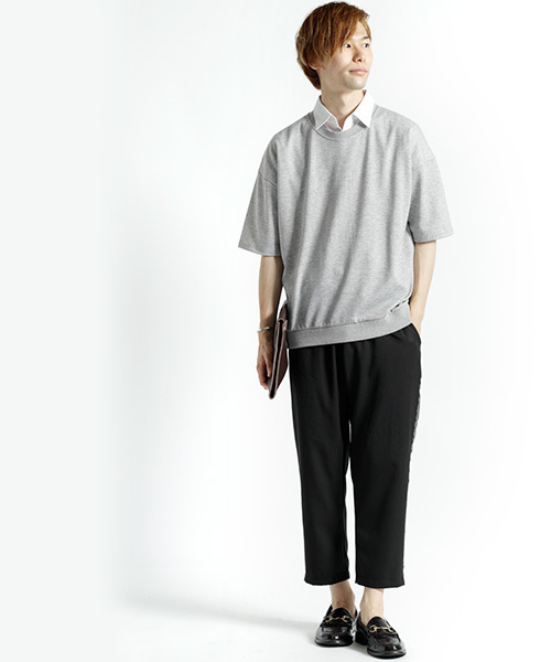 MONO-MART（モノマート）の「ドロップショルダーカラーリングスウェット/ライトオンス(1/2スリーブ)（スウェット・メンズ・チャコール/ベージュ/グレー/ホワイト/ダークネイビー/ピンク/ブラック/カーキ・FREE）」の22枚目の写真