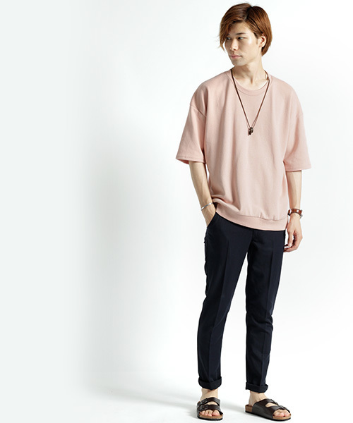 MONO-MART（モノマート）の「ドロップショルダーカラーリングスウェット/ライトオンス(1/2スリーブ)（スウェット・メンズ・チャコール/ベージュ/グレー/ホワイト/ダークネイビー/ピンク/ブラック/カーキ・FREE）」の13枚目の写真