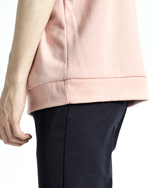 MONO-MART（モノマート）の「ドロップショルダーカラーリングスウェット/ライトオンス(1/2スリーブ)（スウェット・メンズ・チャコール/ベージュ/グレー/ホワイト/ダークネイビー/ピンク/ブラック/カーキ・FREE）」の12枚目の写真