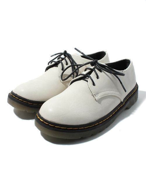 WEGO（ウィゴー）の「ラバーソールシューズ（ブーツ・レディース・ホワイト/ブラック/その他1・23.5/24.5）」の2枚目の写真