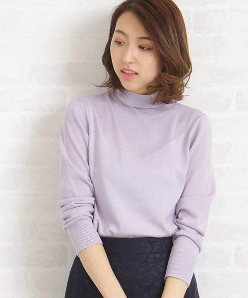 N.(N. Natural Beauty Basic)(エヌエヌナチュラルビューティーベーシック)の「ウールベーシックタートルニット(ニット/セーター・レディース・レッド/ブルー/ピンク/グレー/ブラック/ホワイト・MEDIUM)」の3枚目の写真