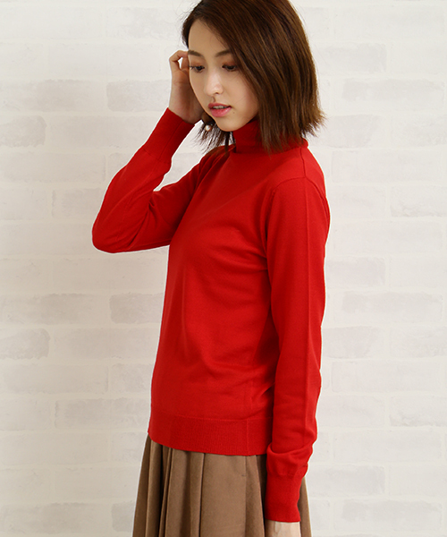 N.(N. Natural Beauty Basic)(エヌエヌナチュラルビューティーベーシック)の「ウールベーシックタートルニット(ニット/セーター・レディース・レッド/ブルー/ピンク/グレー/ブラック/ホワイト・MEDIUM)」の12枚目の写真