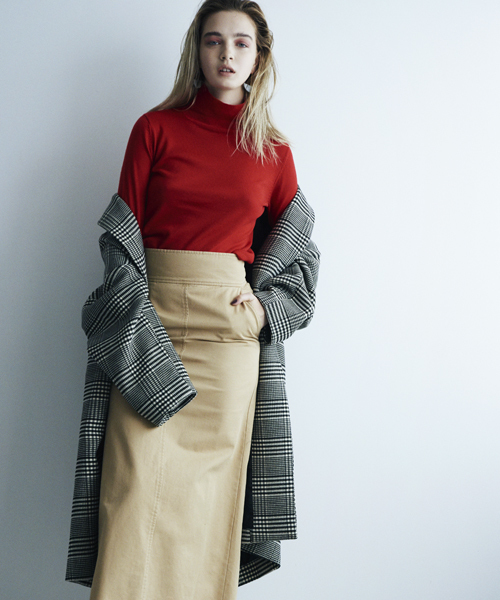 N.(N. Natural Beauty Basic)(エヌエヌナチュラルビューティーベーシック)の「ウールベーシックタートルニット(ニット/セーター・レディース・レッド/ブルー/ピンク/グレー/ブラック/ホワイト・MEDIUM)」の22枚目の写真