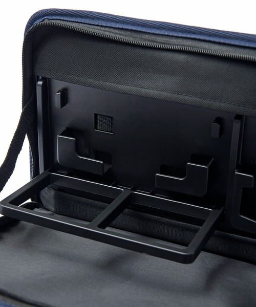 JACK & MARIE（ジャックアンドマリー）の「JKM / リアトレイ（アウトドアグッズ・レディース・カーキ/ネイビー・ONE SIZE）」の3枚目の写真