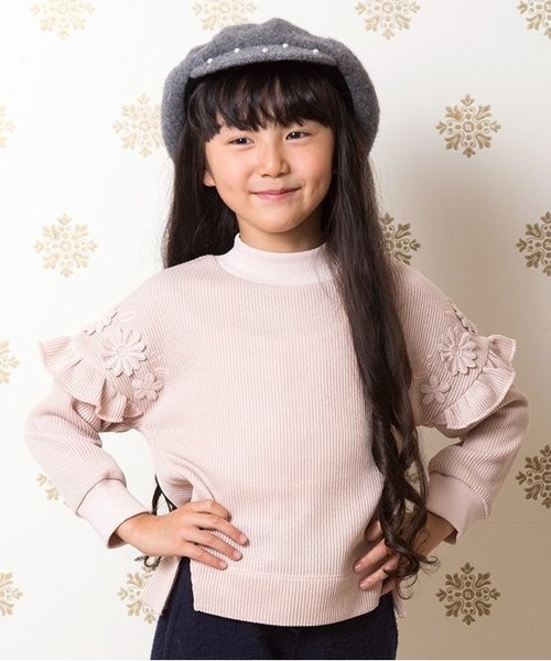 apres les cours（アプレレクール）の「肩flowerモチーフトレーナー(機能性)（スウェット・キッズ・ピンク/マスタード/パープル・100/110/120/130/140/80/90）」の3枚目の写真