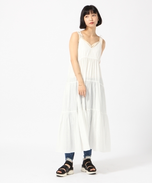 LOWRYS FARM(ローリーズファーム)の「ドビードットキャミワンピース 793070(ワンピース・レディース・ブラック/オフホワイト/ブルー・MEDIUM/LARGE)」の1枚目の写真