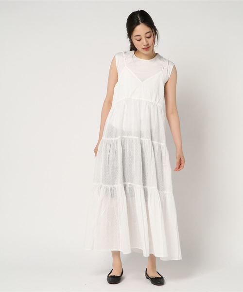 LOWRYS FARM(ローリーズファーム)の「ドビードットキャミワンピース 793070(ワンピース・レディース・ブラック/オフホワイト/ブルー・MEDIUM/LARGE)」の4枚目の写真