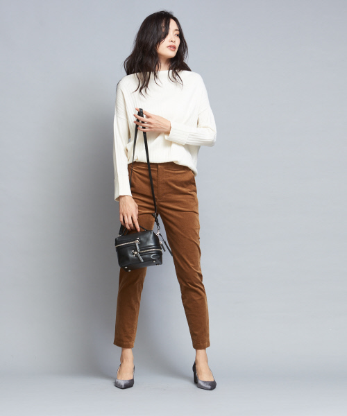 qualite(カリテ)の「ストレッチコーデュロイパンツ(その他パンツ・レディース・ホワイト/キャメル/ダークブラウン・34/36/38/40)」の16枚目の写真