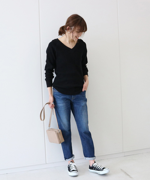 AMERICAN HOLIC（アメリカンホリック）の「度詰めワッフルVネックカットプルオーバー（Tシャツ/カットソー・レディース・ブラック/オフホワイト/ベージュ系その他2・M/L）」の21枚目の写真