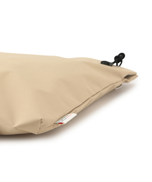 NUNC（ヌンク）の「【NUNC】3LAYER SACOCHE（ボディバッグ/ウエストポーチ・メンズ・ブラック/ベージュ・FREE）」の9枚目の写真