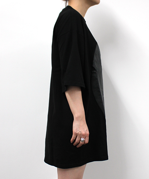 i（アイ）の「発泡月プリントT（Tシャツ/カットソー・レディース・ホワイト/ブラック・FREE）」の3枚目の写真