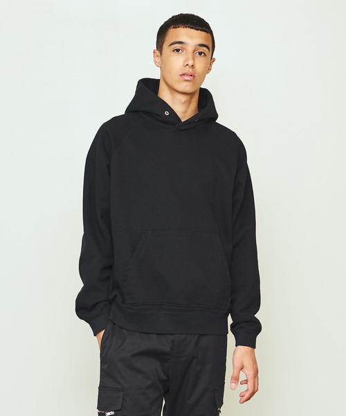 UNITED ARROWS & SONS（ユナイテッドアローズアンドサンズ）の「UNITED ARROWS & SONS（ユナイテッドアローズ＆サンズ）BASIS HOODIE（パーカー・メンズ・ブラック/ライトピンク/グレー・X-LARGE/MEDIUM/SMALL/LARGE）」の2枚目の写真