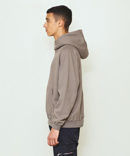 UNITED ARROWS & SONS（ユナイテッドアローズアンドサンズ）の「UNITED ARROWS & SONS（ユナイテッドアローズ＆サンズ）BASIS HOODIE（パーカー・メンズ・ブラック/ライトピンク/グレー・X-LARGE/MEDIUM/SMALL/LARGE）」の8枚目の写真