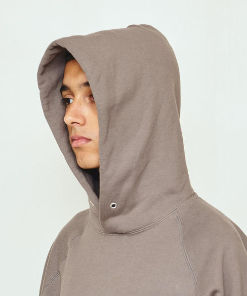 UNITED ARROWS & SONS（ユナイテッドアローズアンドサンズ）の「UNITED ARROWS & SONS（ユナイテッドアローズ＆サンズ）BASIS HOODIE（パーカー・メンズ・ブラック/ライトピンク/グレー・X-LARGE/MEDIUM/SMALL/LARGE）」の4枚目の写真