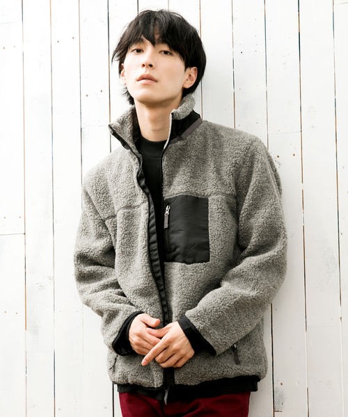 TopIsm(トップイズム)の「シープボア 切替 スタンドネック ブルゾン ジャケット(ブルゾン・メンズ・グレー/オフホワイト/キャメル/ブラック/ネイビー/オリーブ・LL/M/L)」の1枚目の写真