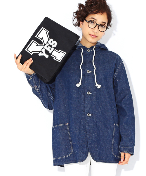 BEAMS BOY（ビームスボーイ）の「INFIELDER DESIGN / NYLON クラッチバッグ（クラッチバッグ・レディース・ホワイト/ブラック・ONE SIZE）」の2枚目の写真