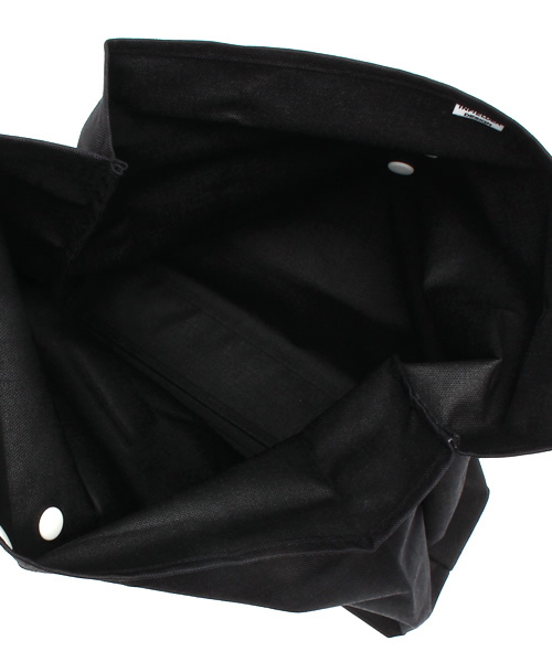 BEAMS BOY（ビームスボーイ）の「INFIELDER DESIGN / NYLON クラッチバッグ（クラッチバッグ・レディース・ホワイト/ブラック・ONE SIZE）」の4枚目の写真