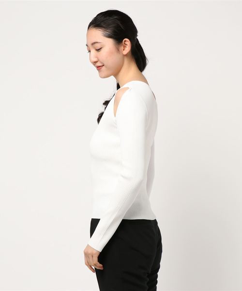 ENVYM（アンビー）の「カッティングアシメＫＮＩＴ（ニット/セーター・レディース・ベージュ/ブラック/ホワイト・FREE）」の5枚目の写真