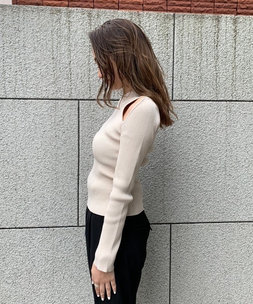 ENVYM（アンビー）の「カッティングアシメＫＮＩＴ（ニット/セーター・レディース・ベージュ/ブラック/ホワイト・FREE）」の10枚目の写真